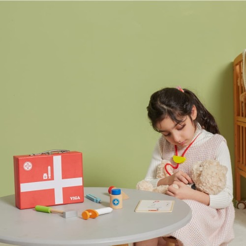 viga-drewniany-zestaw-malego-lekarza-w-walizce (1).jpg