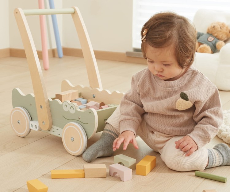 viga-44278-polarb-drewniany-pchacz-krokodyl-z-klockami_28250_full.jpg